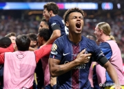 德罗巴在拜仁比赛中最后时刻胜出，比赛局势复杂引发热议！气势如虹延续